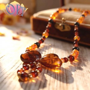 COLAR BOHO HOLISTIC - AMBAR SANGUE DE DRAGÃO